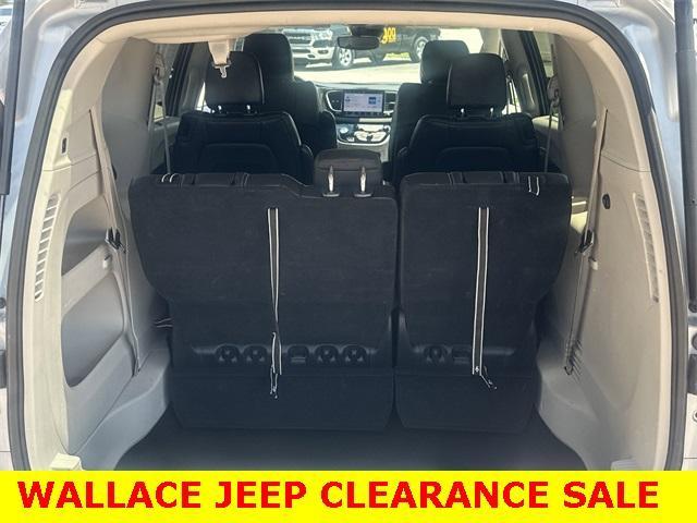 used 2024 Chrysler Pacifica car, priced at $34,900
