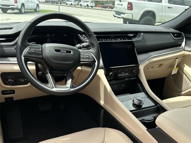new 2025 Jeep Grand Cherokee L car, priced at $42,431