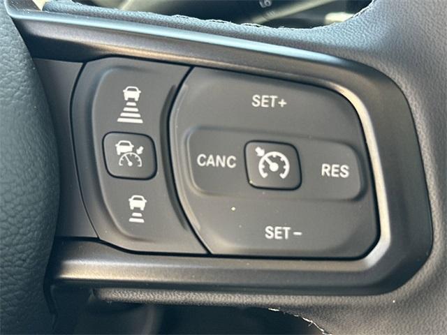 new 2025 Jeep Gladiator car, priced at $45,714