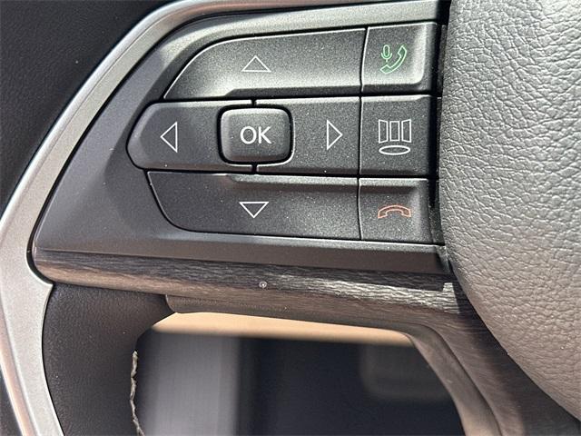 new 2025 Jeep Grand Cherokee L car, priced at $42,431