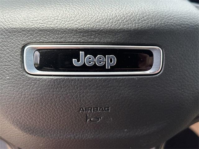 new 2025 Jeep Grand Cherokee L car, priced at $42,431