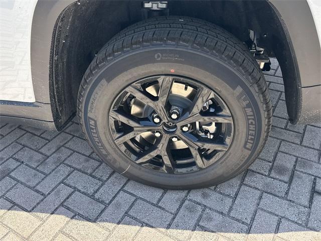 new 2025 Jeep Grand Cherokee L car, priced at $38,640