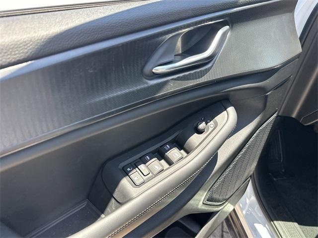 new 2025 Jeep Grand Cherokee L car, priced at $38,640