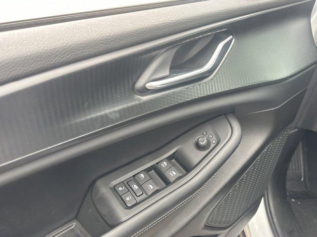 new 2025 Jeep Grand Cherokee car, priced at $36,102