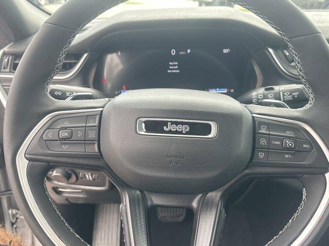new 2025 Jeep Grand Cherokee car, priced at $36,102