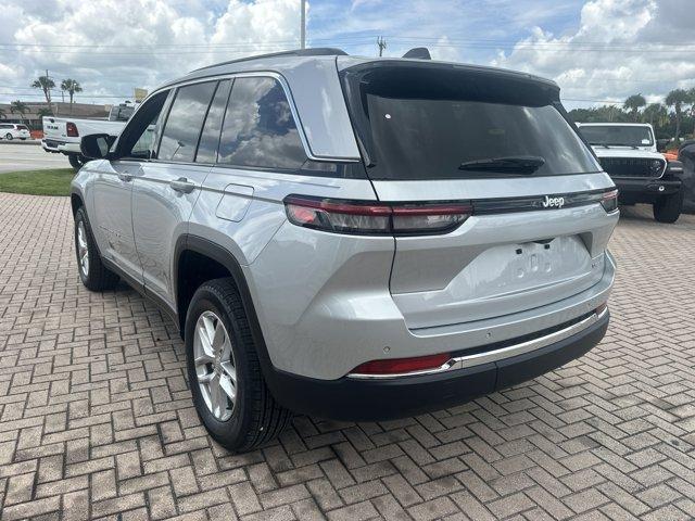 new 2025 Jeep Grand Cherokee car, priced at $36,102