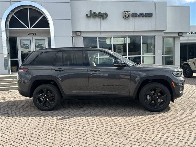 new 2025 Jeep Grand Cherokee car, priced at $38,266