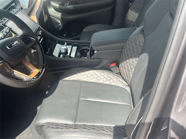 new 2025 Jeep Grand Cherokee L car, priced at $55,333