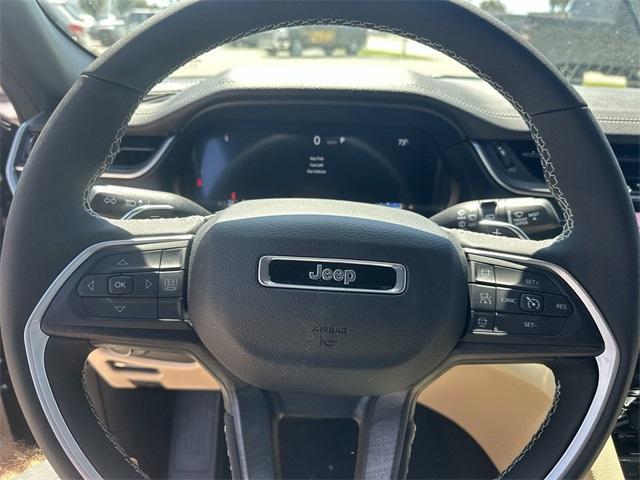 new 2025 Jeep Grand Cherokee car, priced at $42,312