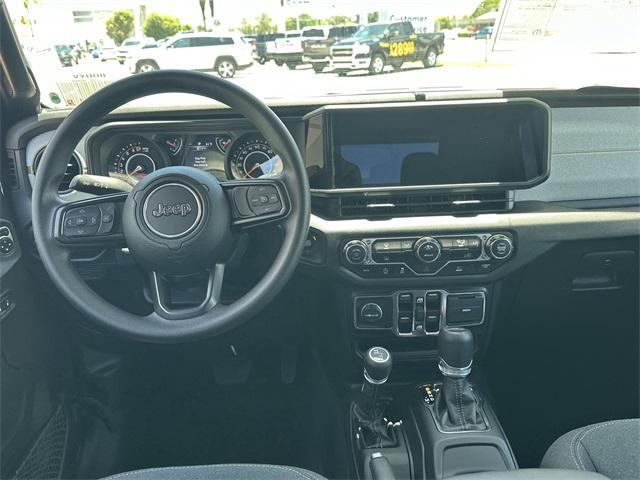 new 2025 Jeep Gladiator car, priced at $37,833