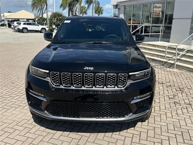 new 2025 Jeep Grand Cherokee car, priced at $57,333