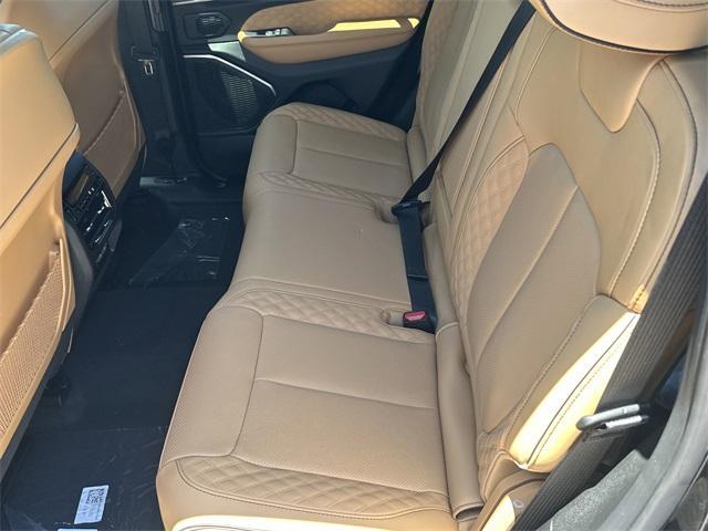 new 2025 Jeep Grand Cherokee car, priced at $57,557
