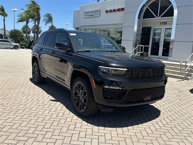 new 2025 Jeep Grand Cherokee car, priced at $57,557