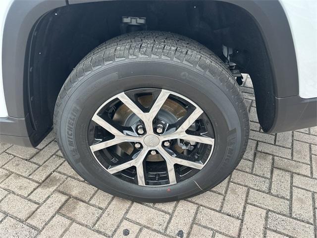 new 2025 Jeep Grand Cherokee L car, priced at $37,938