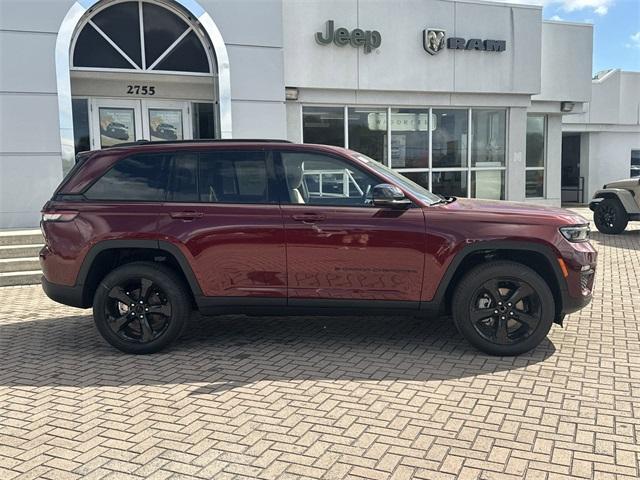 new 2025 Jeep Grand Cherokee car, priced at $38,251