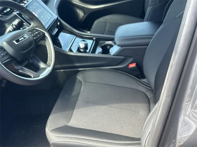 new 2025 Jeep Grand Cherokee car, priced at $35,469