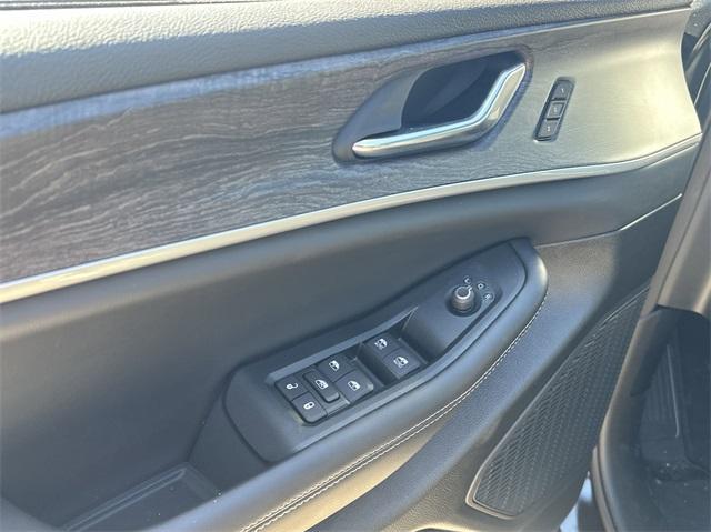 new 2024 Jeep Grand Cherokee car, priced at $48,313