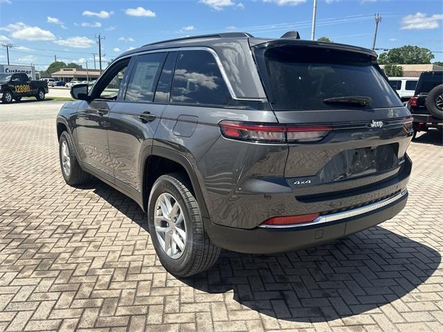 new 2025 Jeep Grand Cherokee car, priced at $34,744