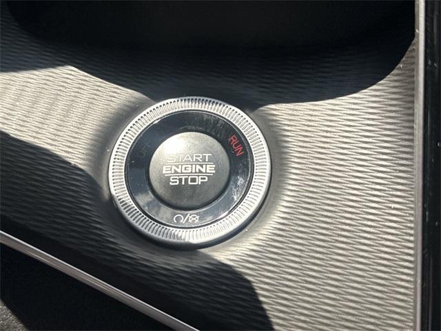 new 2025 Jeep Grand Cherokee car, priced at $34,744