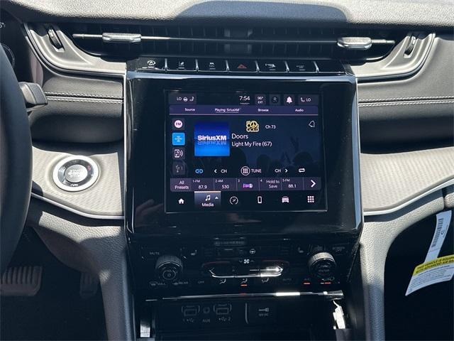 new 2025 Jeep Grand Cherokee car, priced at $35,469