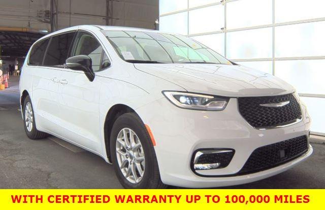 used 2024 Chrysler Pacifica car, priced at $32,300