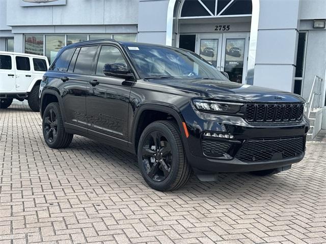 new 2025 Jeep Grand Cherokee car, priced at $42,284