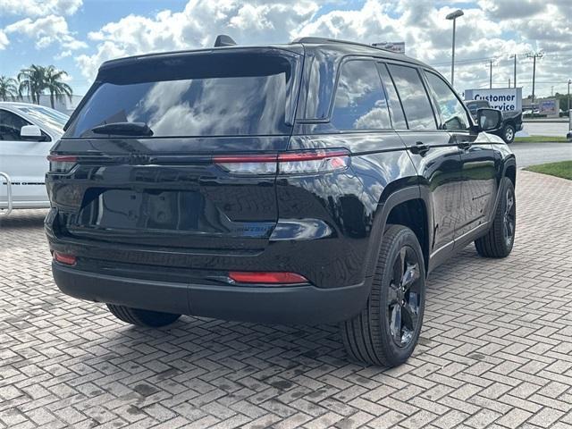 new 2025 Jeep Grand Cherokee car, priced at $42,284