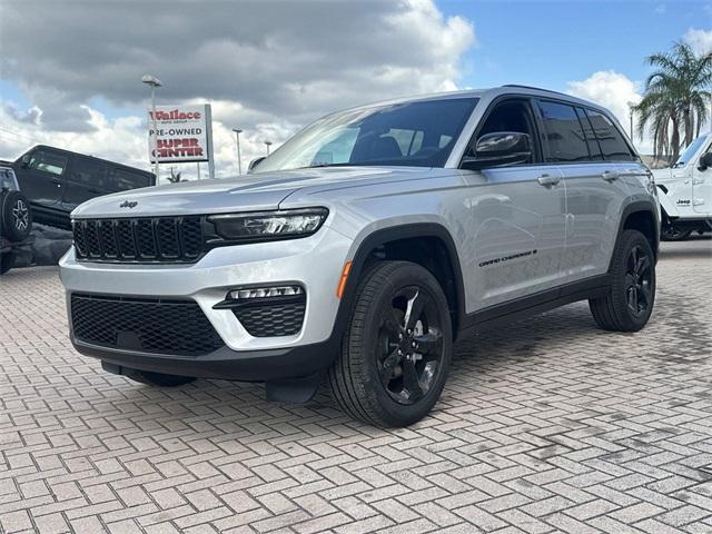 new 2025 Jeep Grand Cherokee car, priced at $38,251