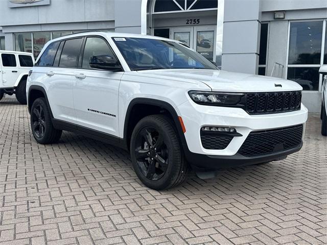 new 2025 Jeep Grand Cherokee car, priced at $37,033