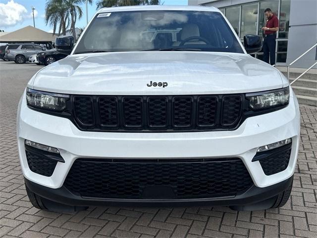 new 2025 Jeep Grand Cherokee car, priced at $37,033