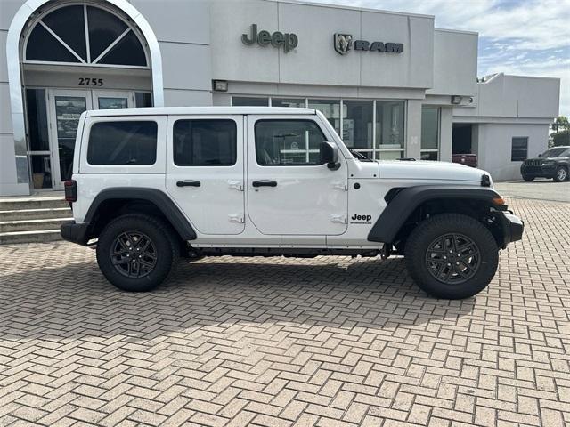 new 2025 Jeep Wrangler car, priced at $46,004