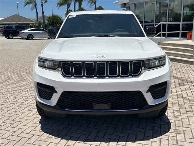 new 2025 Jeep Grand Cherokee car, priced at $38,099
