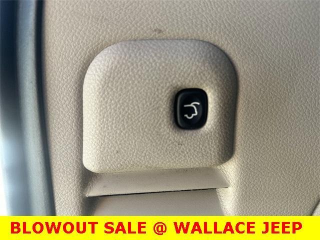 used 2021 Jeep Grand Cherokee car, priced at $25,900