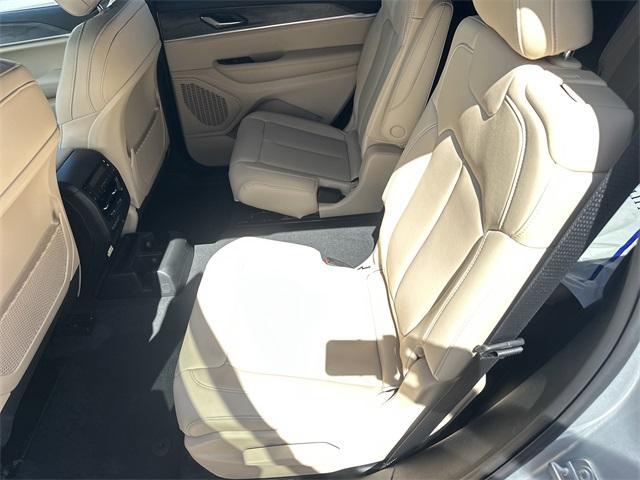 new 2025 Jeep Grand Cherokee L car, priced at $38,456