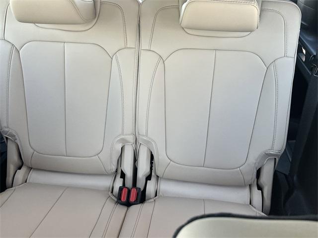 new 2025 Jeep Grand Cherokee L car, priced at $43,927