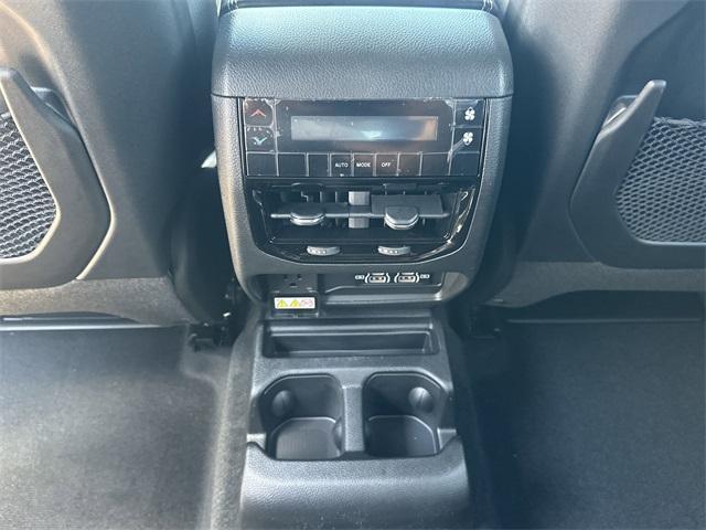 new 2025 Jeep Grand Cherokee L car, priced at $42,107