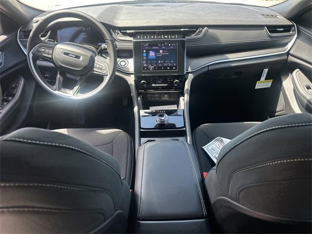 new 2025 Jeep Grand Cherokee L car, priced at $42,107
