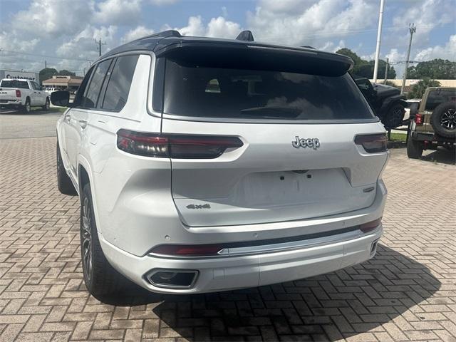 new 2025 Jeep Grand Cherokee L car, priced at $56,015