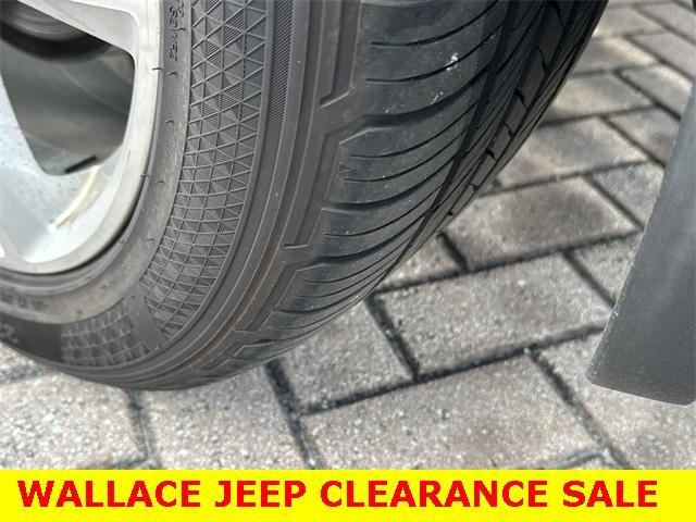 used 2019 Chevrolet Equinox car, priced at $16,921