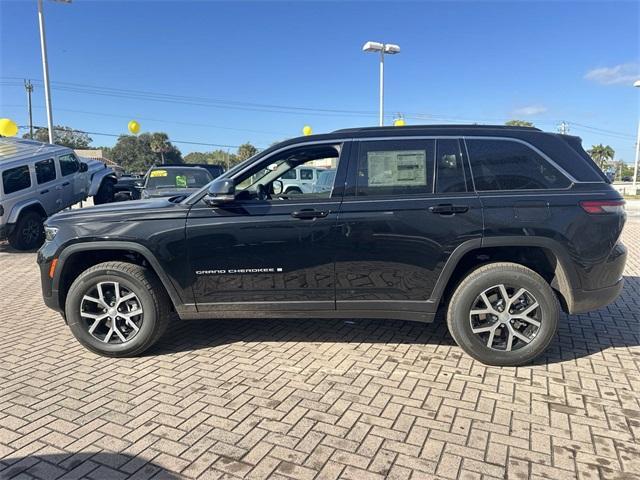 new 2025 Jeep Grand Cherokee car, priced at $42,813