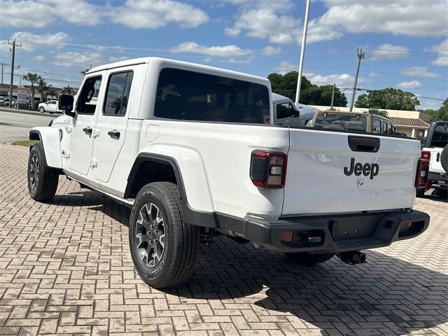 new 2025 Jeep Gladiator car, priced at $44,923