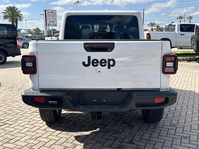new 2025 Jeep Gladiator car, priced at $44,923