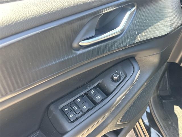 new 2025 Jeep Grand Cherokee L car, priced at $33,355