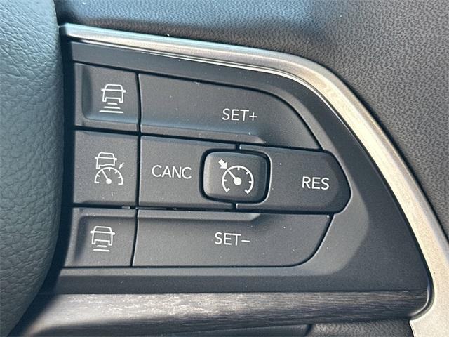 new 2025 Jeep Grand Cherokee L car, priced at $42,031