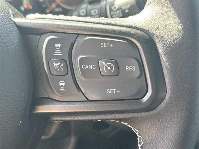 new 2025 Jeep Wrangler car, priced at $54,747