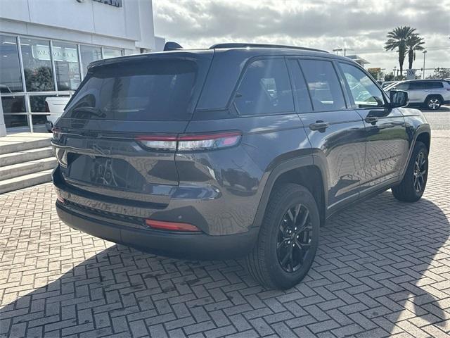 new 2024 Jeep Grand Cherokee car, priced at $37,645