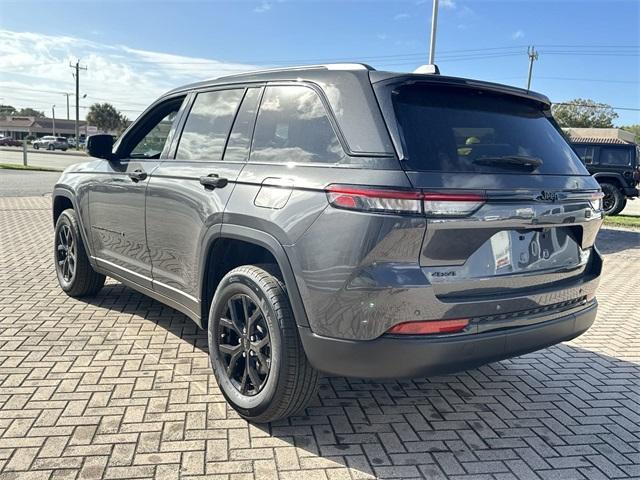 new 2024 Jeep Grand Cherokee car, priced at $37,645