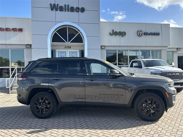 new 2024 Jeep Grand Cherokee car, priced at $37,645