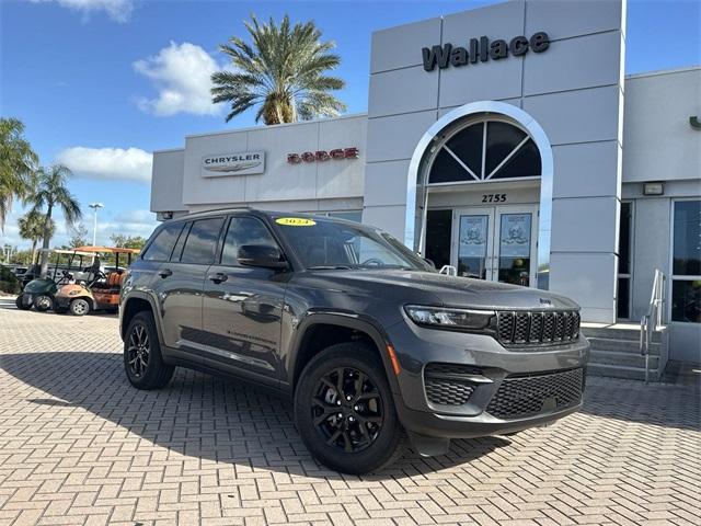 new 2024 Jeep Grand Cherokee car, priced at $37,645