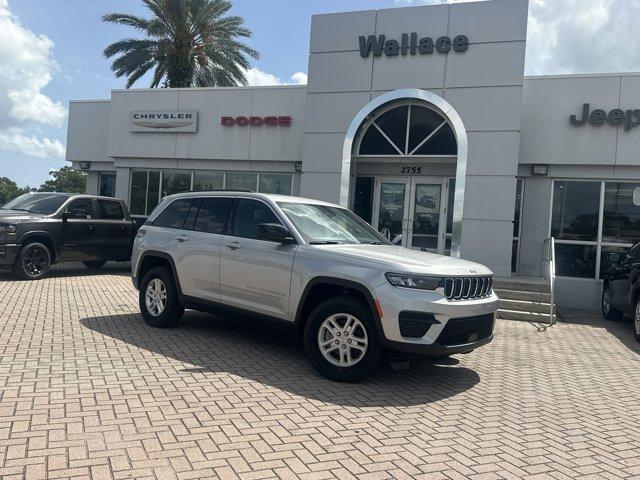 new 2024 Jeep Grand Cherokee car, priced at $35,415